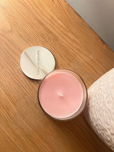 Bath & Body Works Candle A thousand Wishes (New)