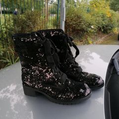 Black sequence boots