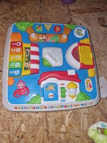 Fisher-Price Laugh & Learn Smart Stages Around the Town Activity Table