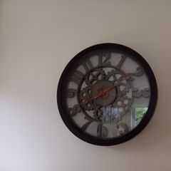 Wall clock