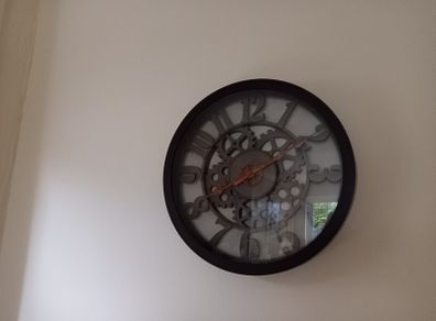 Wall clock