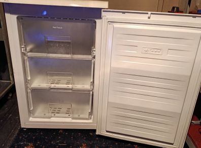 Beko Freezer