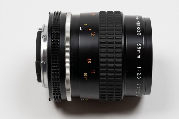 Nikon Ai-s Micro NIKKOR 55mm f/2.8 MF Macro Lens [near Mint]