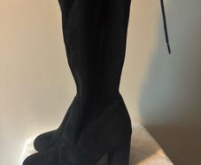 Thigh boots black suede