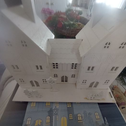 Christmas light up house