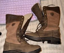 Ariat Wythburn H2O Ladies Boots size 4.5UK STEEL TOE CAP  Barely used like new! Worn less than 5 times