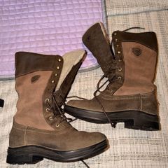 Ariat Wythburn H2O Ladies Boots size 4.5UK STEEL TOE CAP  Barely used like new! Worn less than 5 times