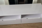 White Gloss TV Stand / TV Unit