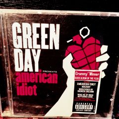 2004. Green Day. American Idiot. CD.