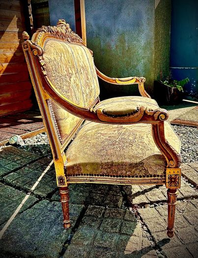 Stunning Antique French Louis XVI Chair