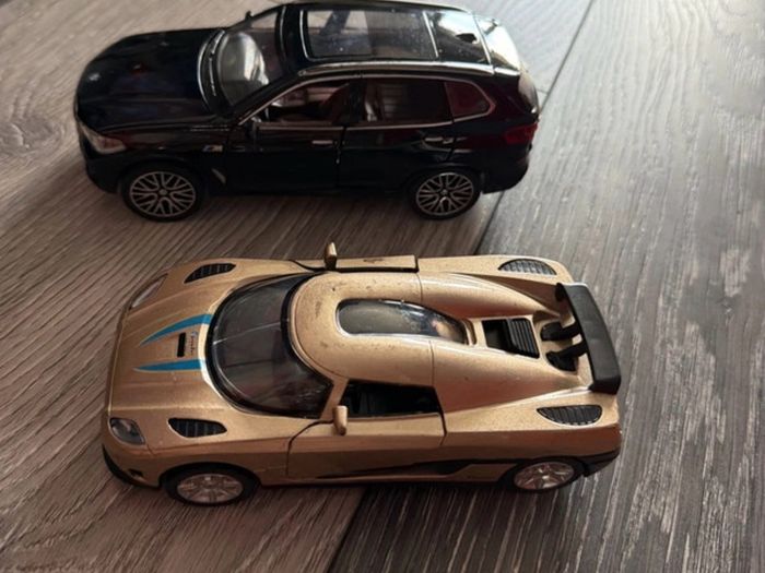 toy car