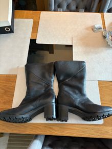 Ugg Jessica leather boots 42eu 9.5uk New