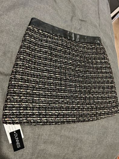 Girls skirt 25inch
