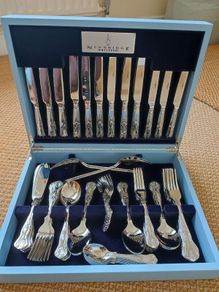 Newbridge 84 piece set