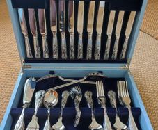 Newbridge 84 piece set