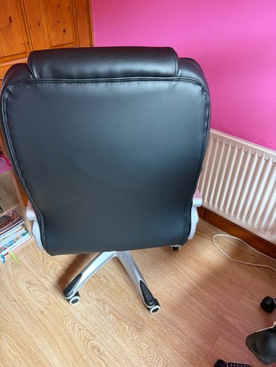 Deluxe office chair