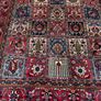 Fine Bakhtiari Persian Rug | Hand-Knotted Wool | 162 x 251 cm / 5'4" x 8'3" Image 2