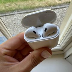 Apple airpods