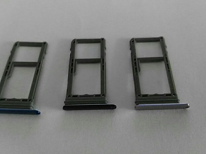 Samsung Galaxy Note 8 Sim Card Tray Holder
