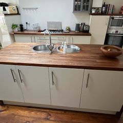 Kitchen and appliances