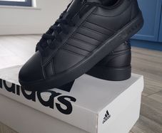 Mens Trainers UK Size 9