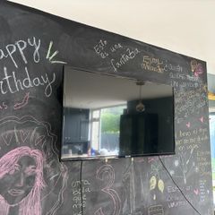 Smart TV Walker