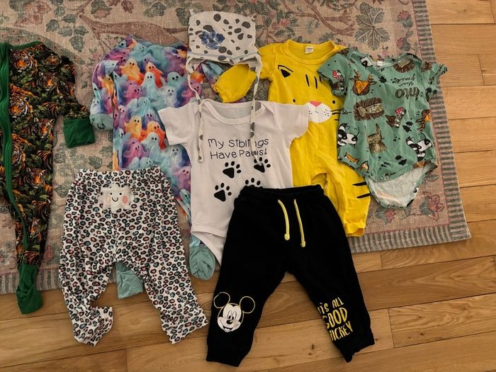 Baby clothes 6 months+