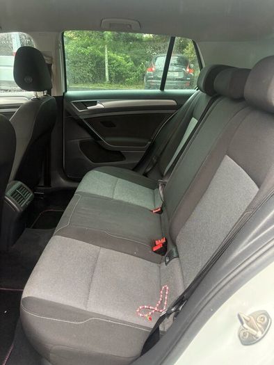 Volkswagen  Golf