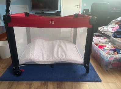 Travel Cot with mattress