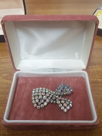 vintage brooch