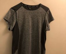Grey sports top (size 20)