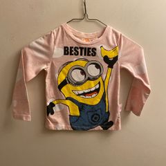 Minions top (age 3-4)