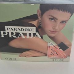 prada paradox perfume