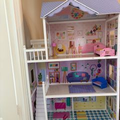 doll house
