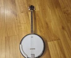 Remo 4 string Banjo with carry bag