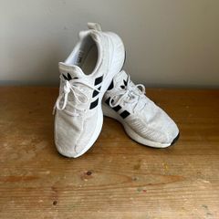 Adidas Swift Run Trainers