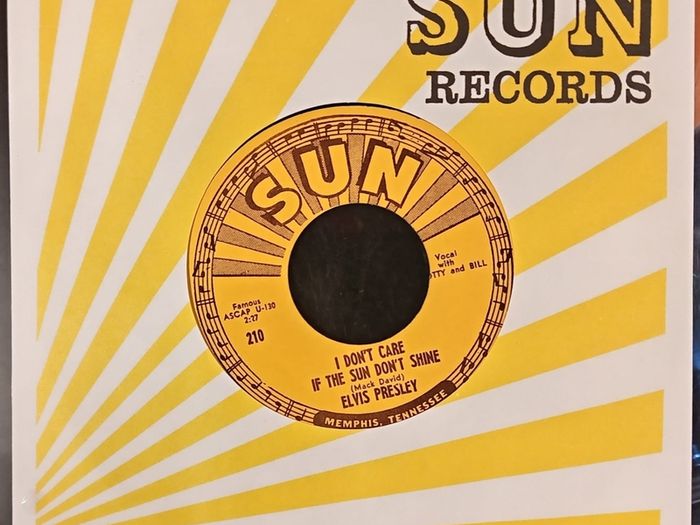 Elvis Good Rockin' Tonight/I Don't Care if the Sun Don't Shine-On Sun Label