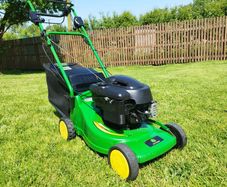 John Deere Lawnmower for sale