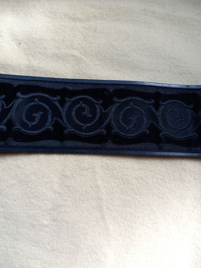 Leather Belt Vintage With Embossed Velvet Overlay Black