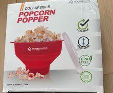 Collapsible Silicone Microwave Popcorn Popper