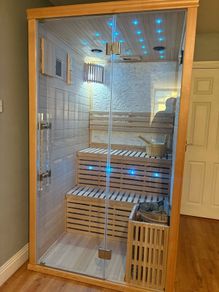 Sauna , 2 Tier seating Finnish Sauna NEW