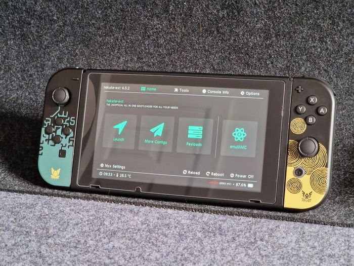 Modded Nintendo Switch V2 Zelda Edition Perfect Condition