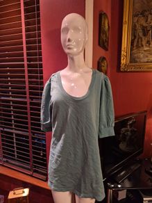 Gap Top