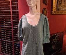 Gap Top
