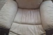 Recliner sofa/armchair