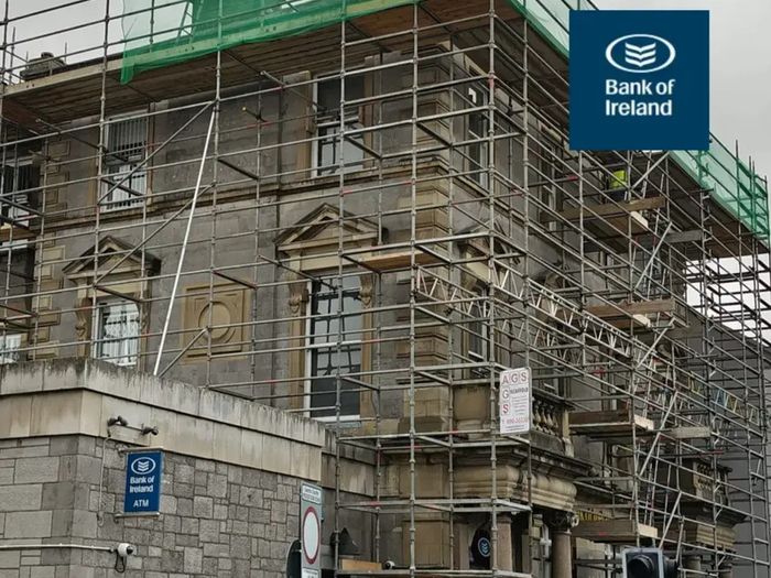 Lead Roofer Cork own van, has run jobs or a crew