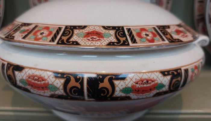 Amazing and Rare Arklow Pottery-Avoca Ware in Pattern Number 878, From the Very Early Days of Arklow Potterys Production, Circa 1936, Mixed Used Condition, Display Only