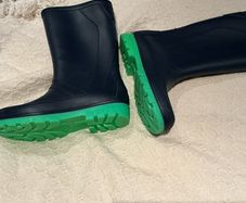 Wellington boots size 3
