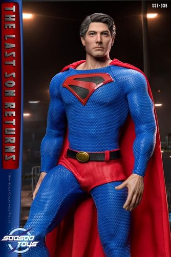 Superman 1/6th scale (hot toys scale)