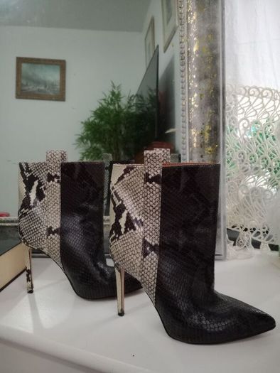 Authentic Paris Texas two tones python snake skin leather 100mm heels ankle boots